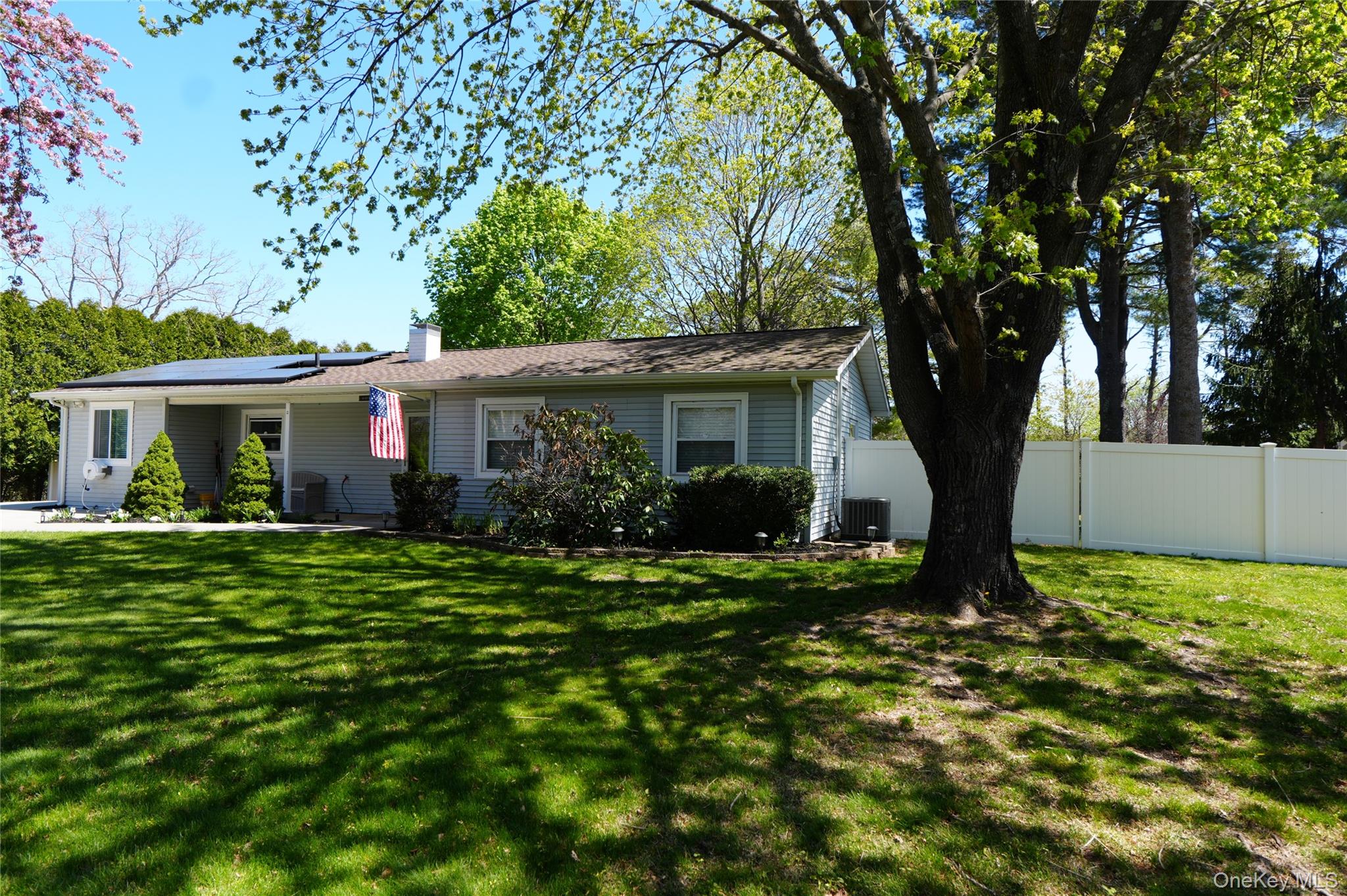 165 Randall Road Shoreham, NY 11786 - Photo 2 of 31 SWRSD