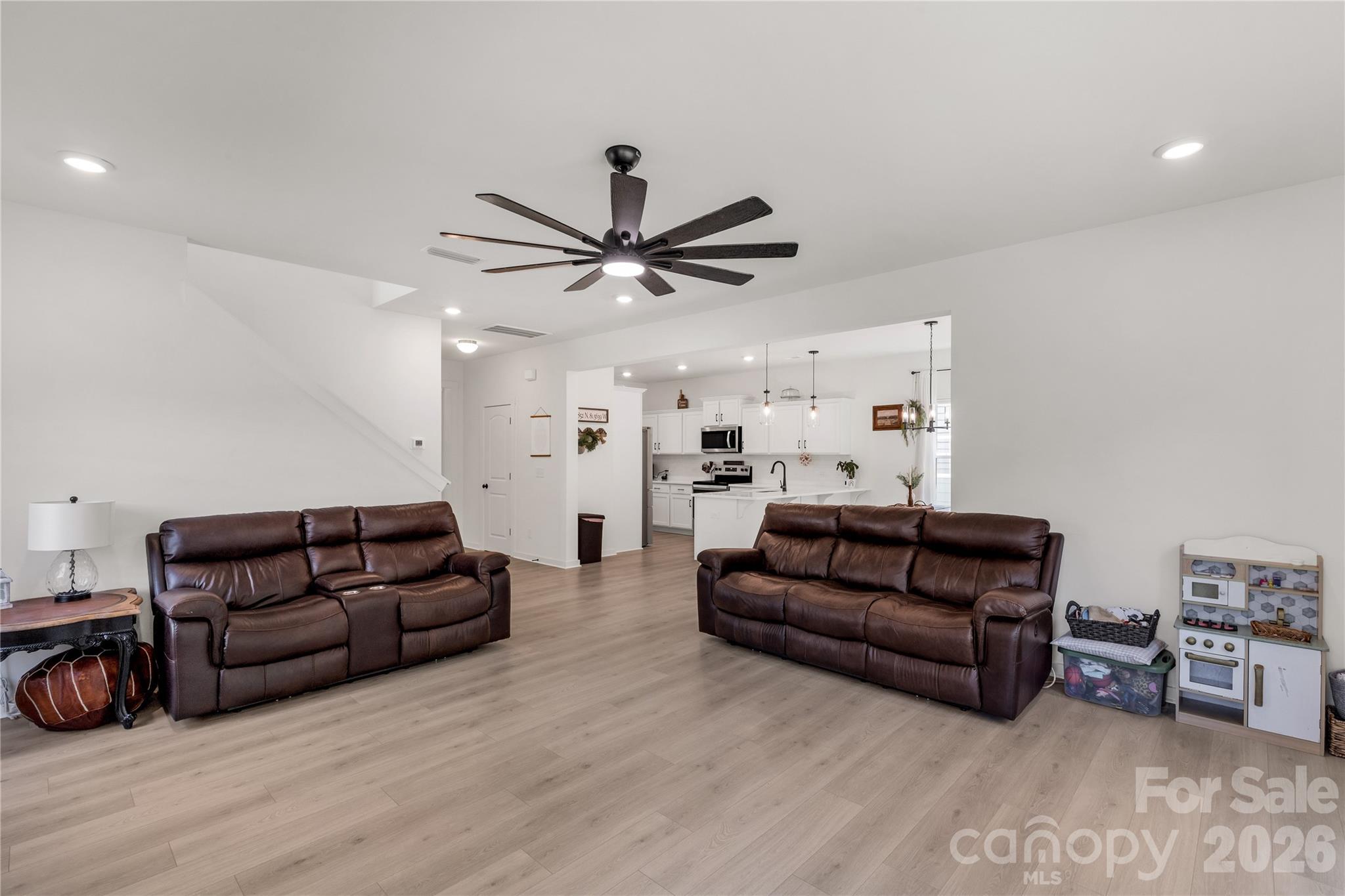 11117 Argosy Drive Lancaster, SC 29720 - Photo 10 of 37 a living room with furniture