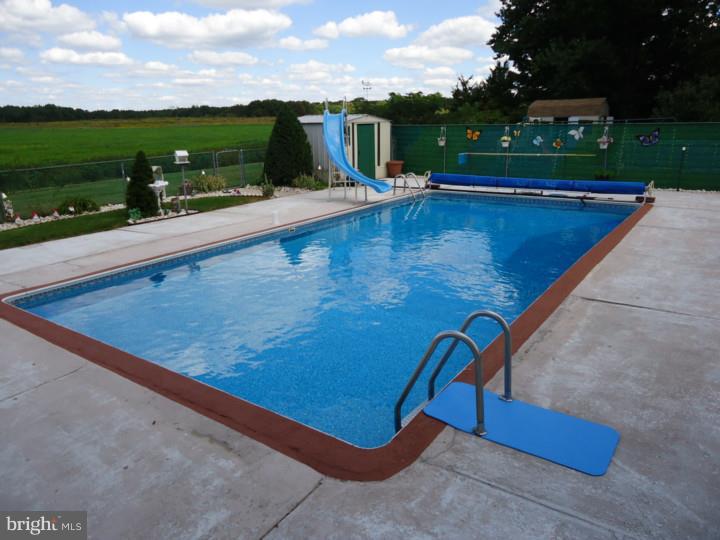 7 Pump Branch Road Berlin, NJ 08009 - Photo 24 of 25 Pool