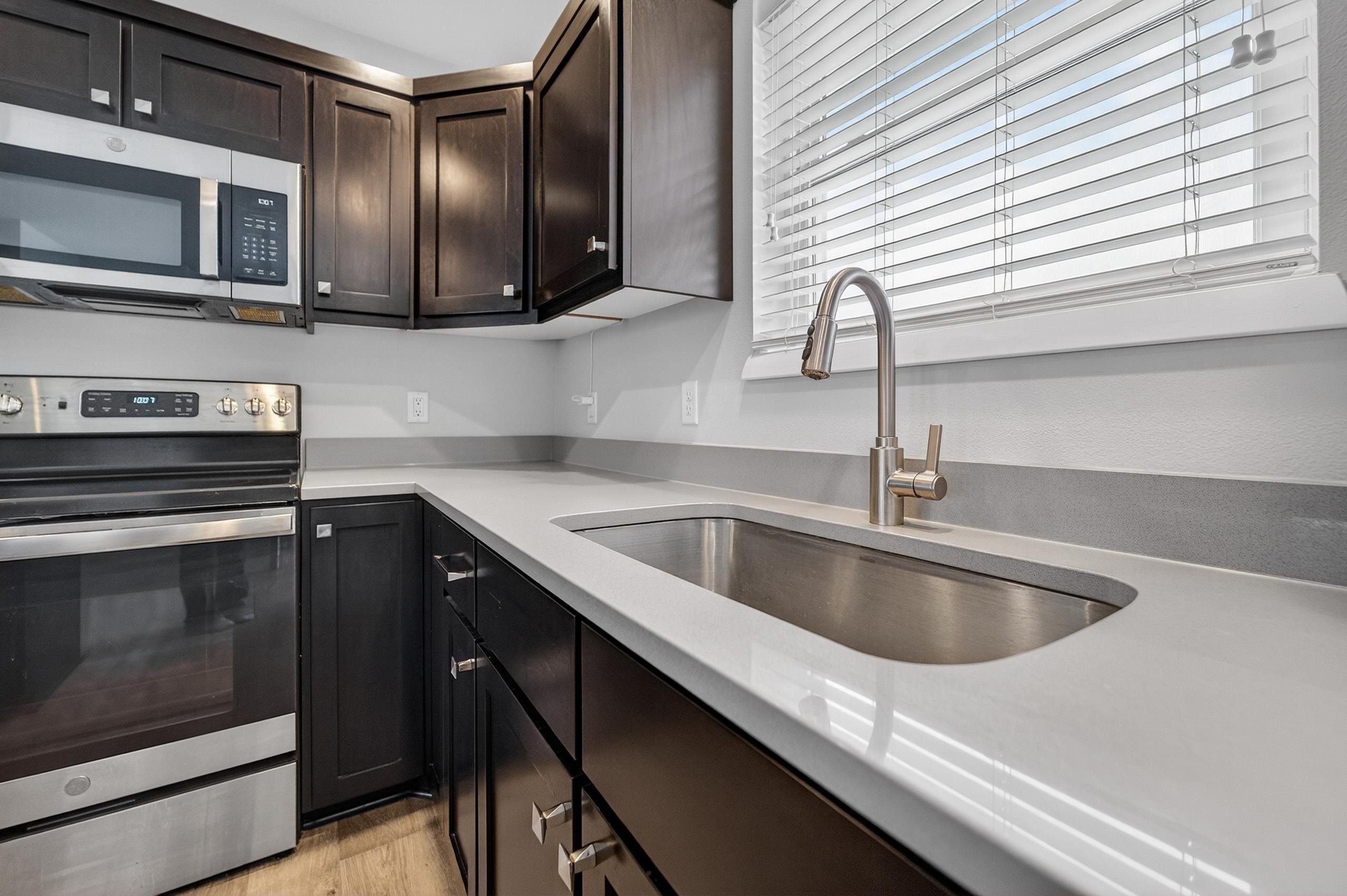 505 Patrick Avenue Waunakee, WI 53597 - Photo 14 of 34