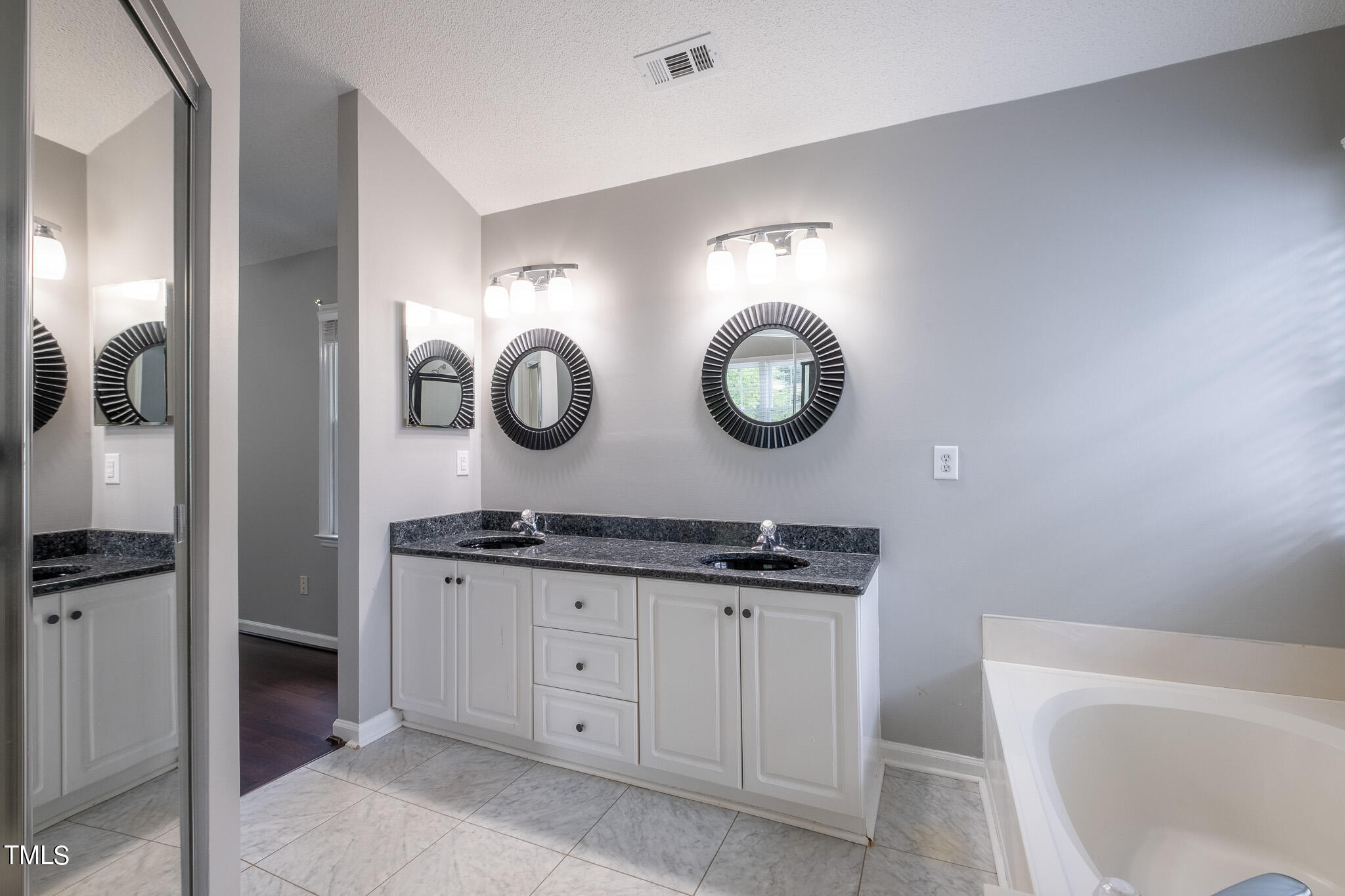 5316 Denmead Way Raleigh, NC 27613 - Photo 16 of 30 DSCF0159-HDR