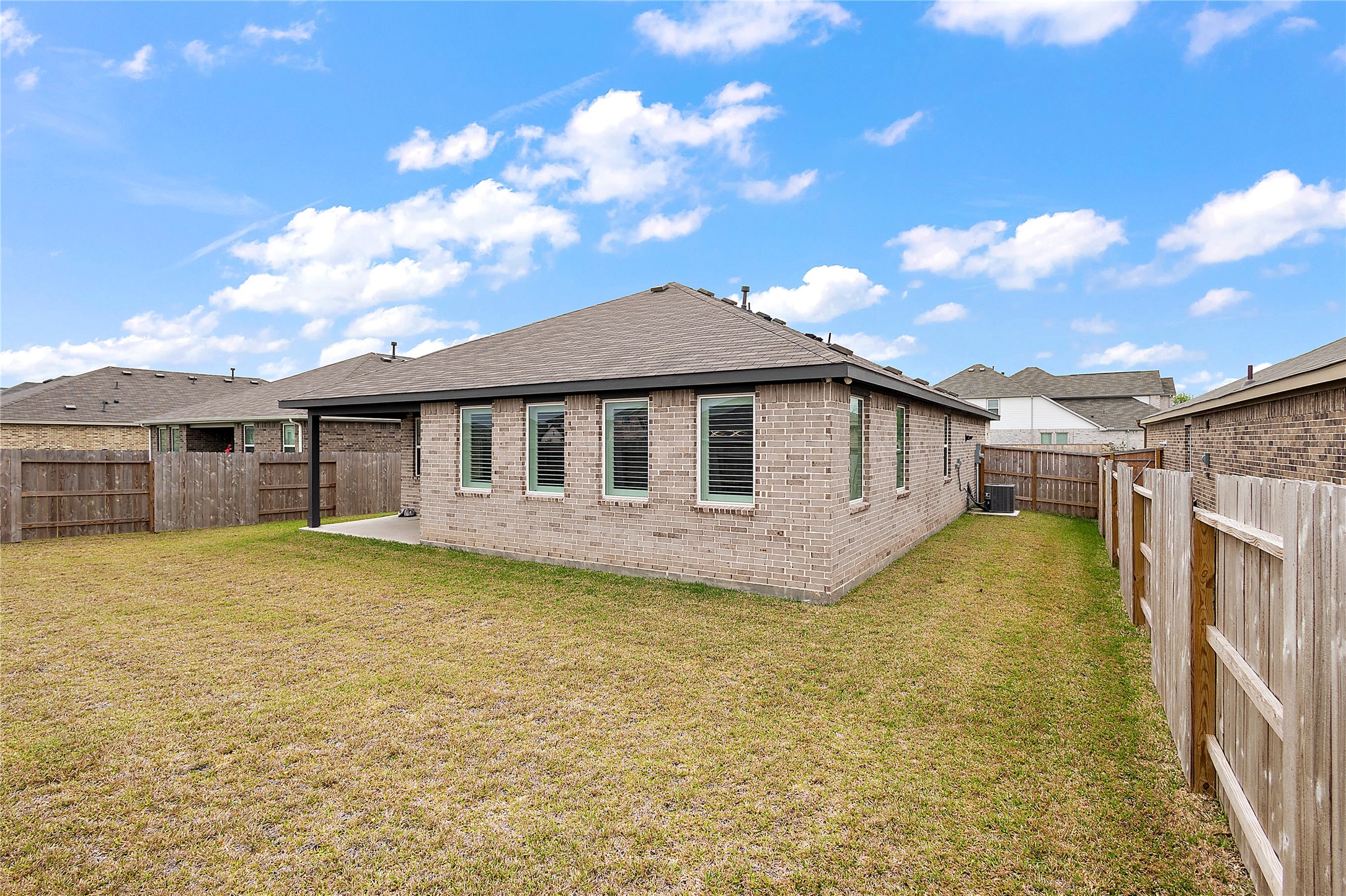 3414 Eden Vly Lane Rosenberg, TX 77471 - Photo 21 of 24 a house with swimming pool in front of it