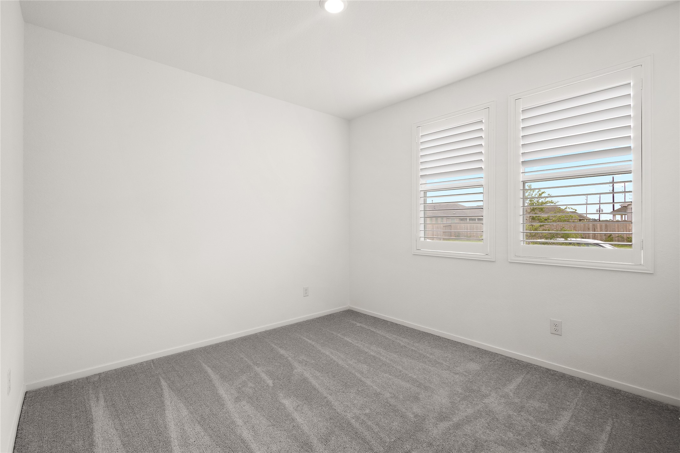 3414 Eden Vly Lane Rosenberg, TX 77471 - Photo 10 of 24 an empty room with a window