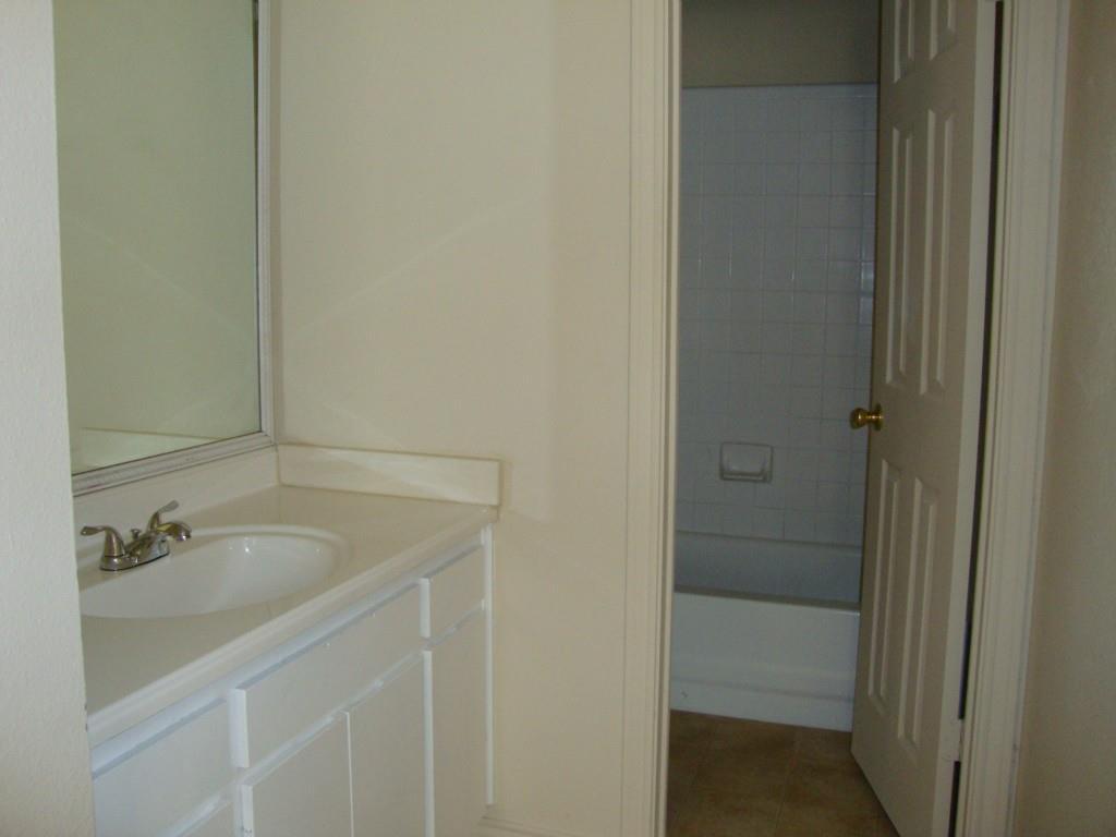 1007 Black Locust Drive West Pflugerville, TX 78660 - Photo 17 of 18