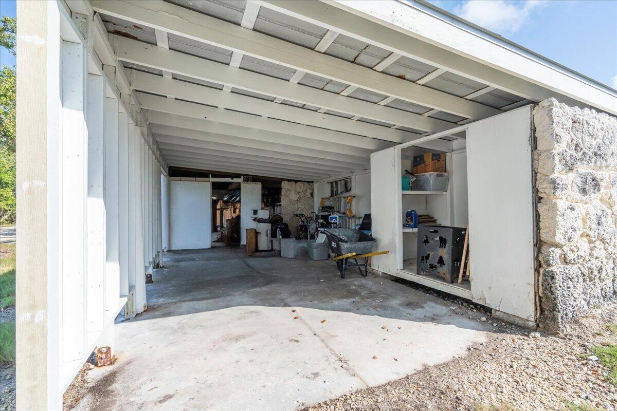 3167 Stewart Road Summerland Key, FL 33042 - Photo 28 of 33 a view of a room with gym equipment