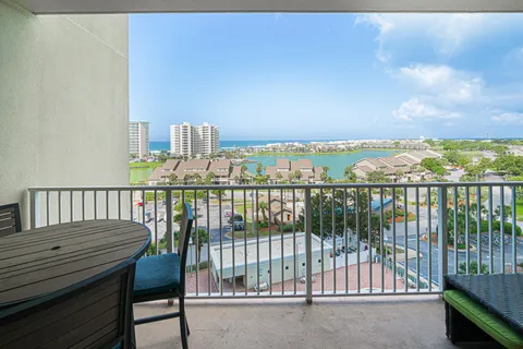 $535,000 | 122 Seascape Drive, Unit 708, Destin, FL 32550
