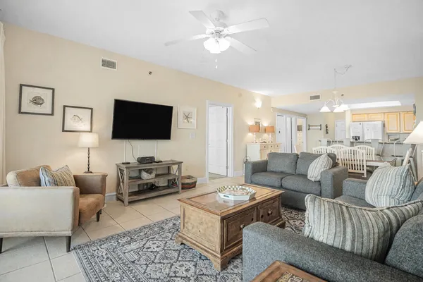 $535,000 | 122 Seascape Drive, Unit 708, Destin, FL 32550