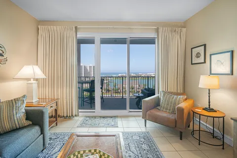 $535,000 | 122 Seascape Drive, Unit 708, Destin, FL 32550
