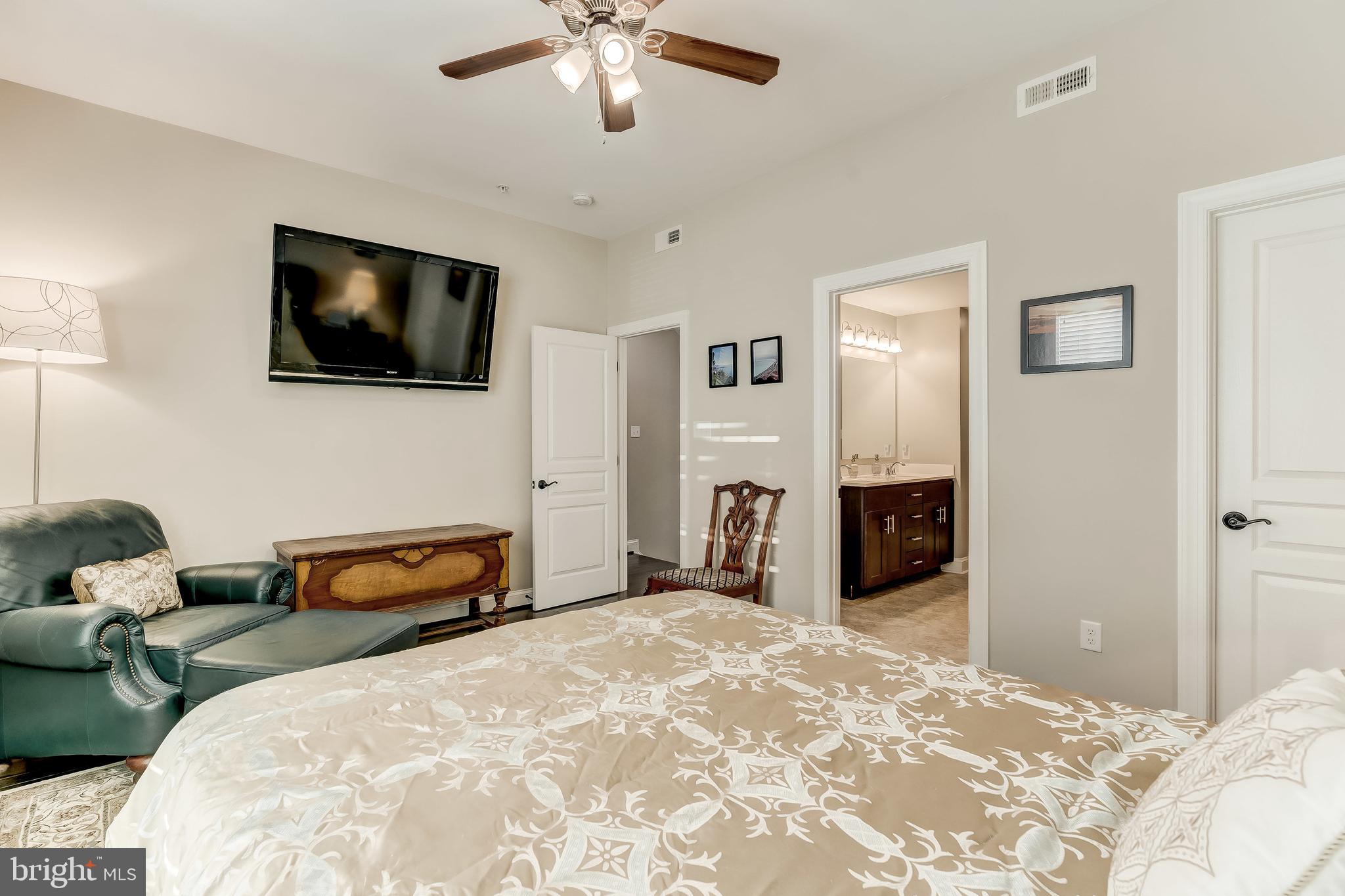135 Enclave Court Baltimore, MD 21230 - Photo 37 of 57