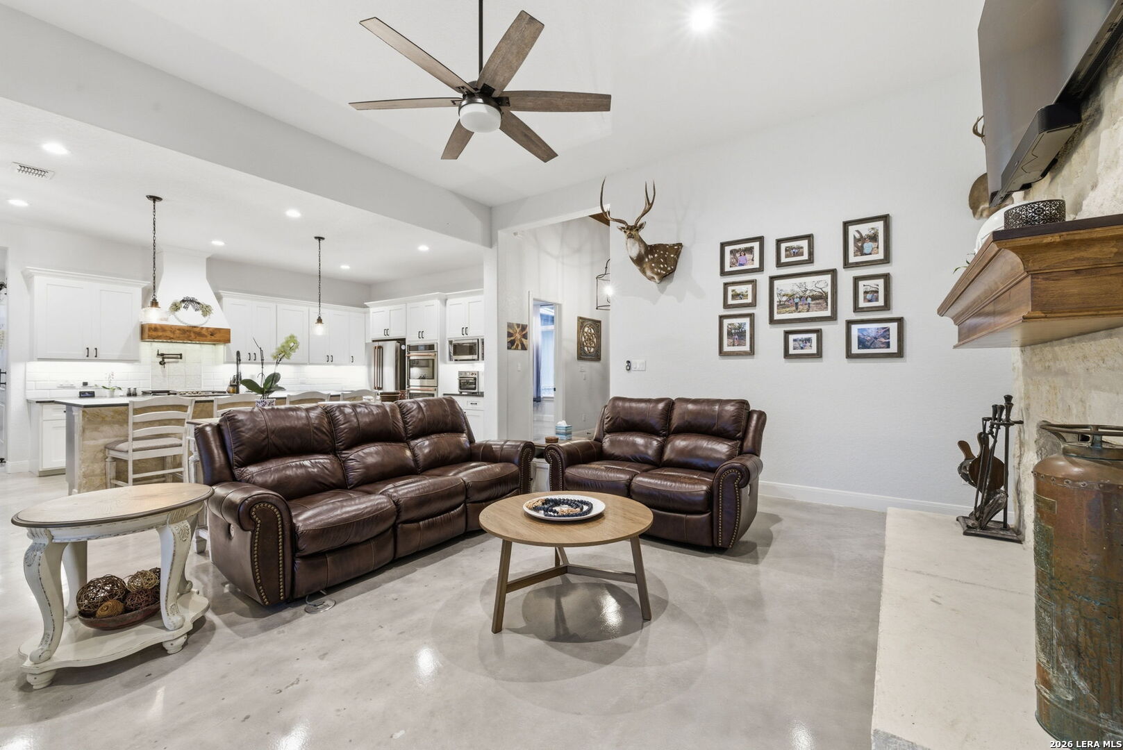 712 Live Oak Ridge Road Bulverde, TX 78163 - Photo 7 of 59