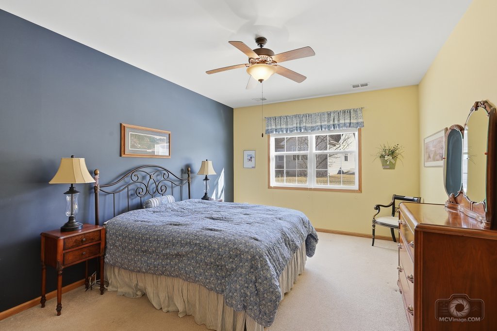 17221 Fontana Lane Lockport, IL 60441 - Photo 10 of 24