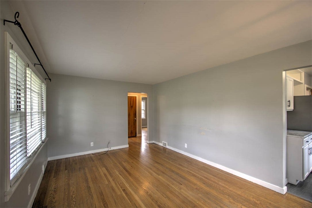 22 2nd South Shores Avenue Decatur, IL 62521 - Photo 6 of 23 Gallery Image 6