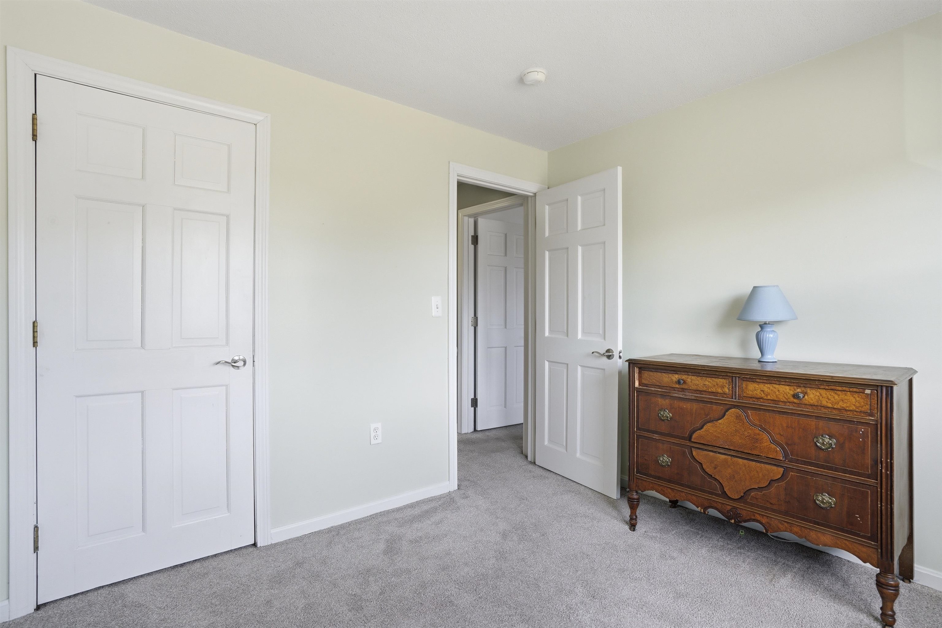 11 Phillip Road, Unit R Derry, NH 03038 - Photo 26 of 41