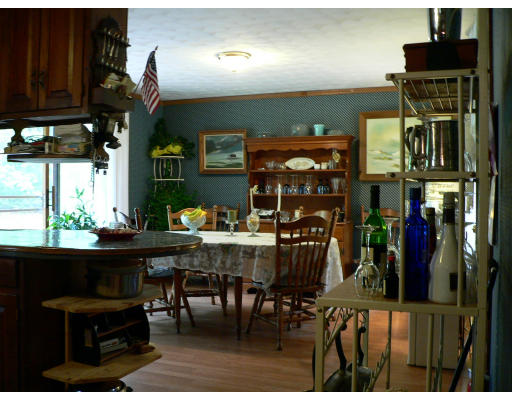 216 R Main Street Plympton, MA 02367 - Photo 5 of 5 Gallery Image 5