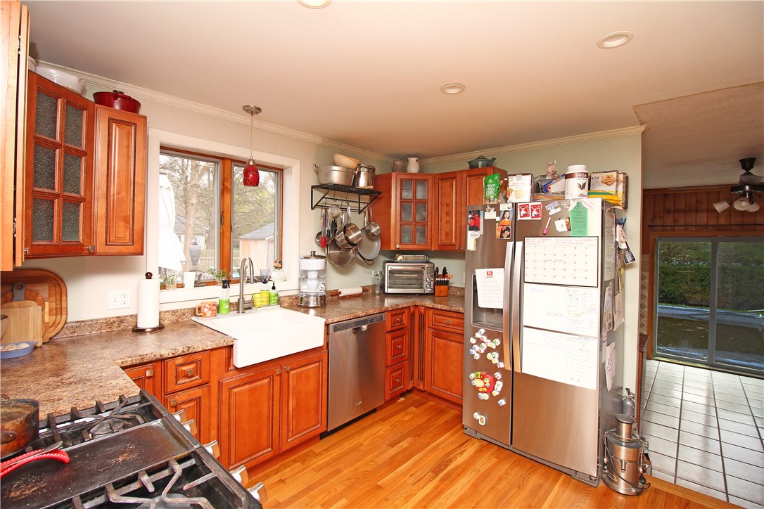 14 Flint Corn Road Portsmouth, RI 02871 - Photo 13 of 31