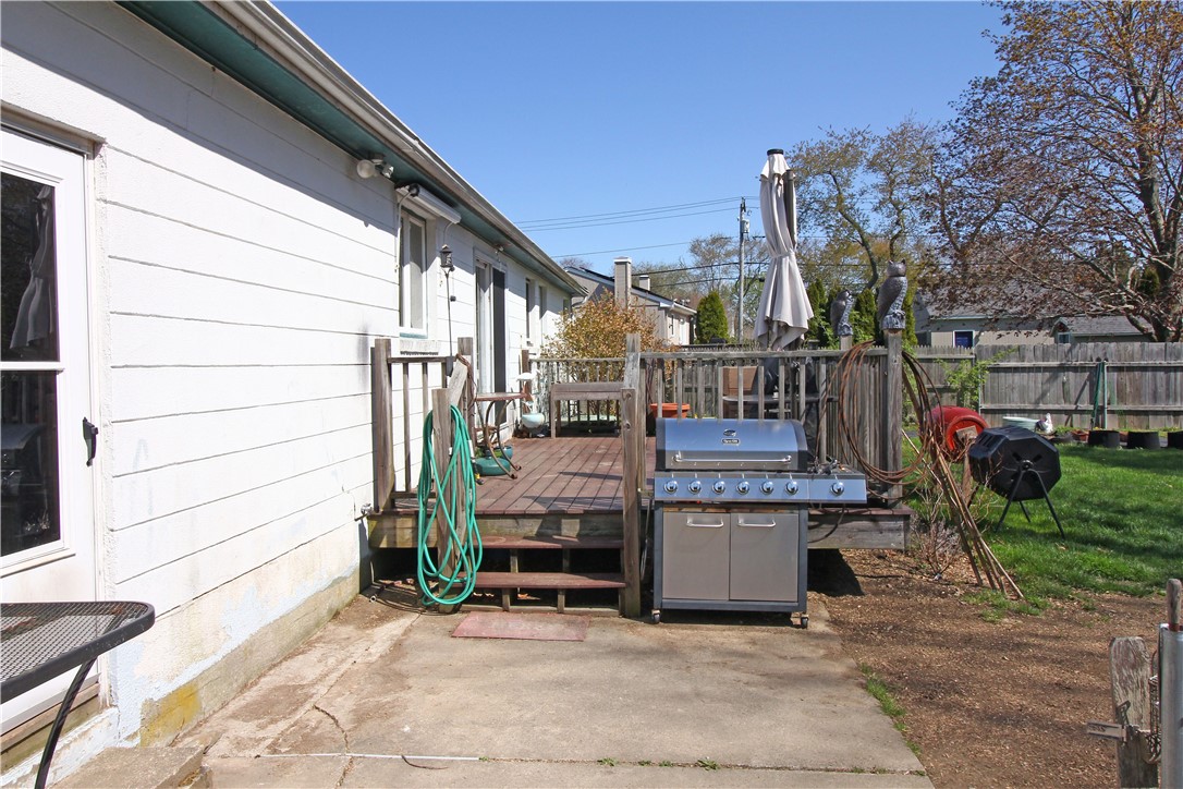 14 Flint Corn Road Portsmouth, RI 02871 - Photo 7 of 31