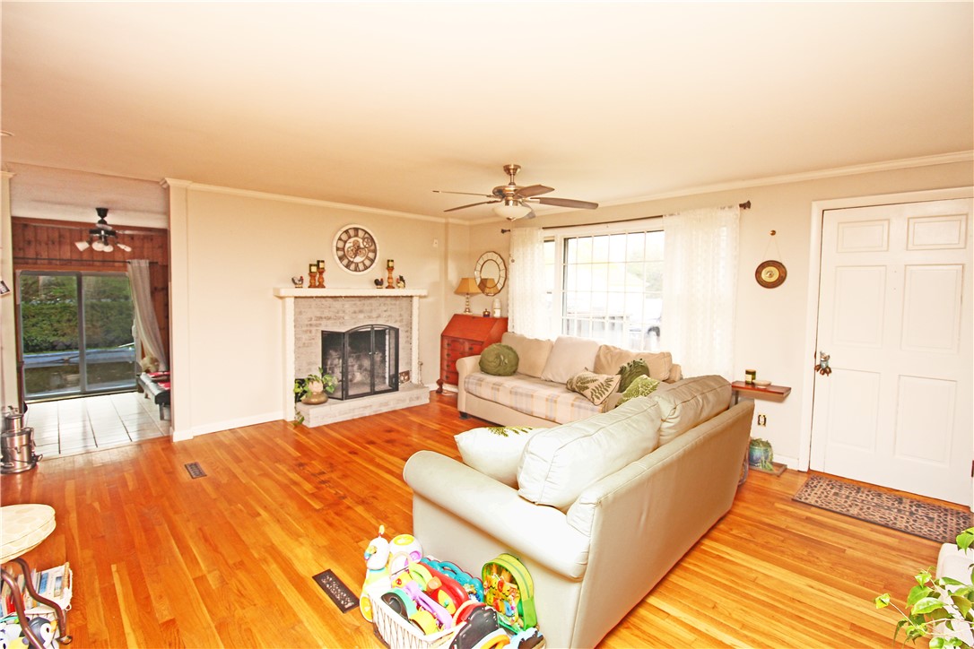 14 Flint Corn Road Portsmouth, RI 02871 - Photo 9 of 31