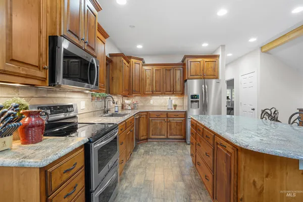 $1,385,000 | 9 Autumn Blaze Lane, Salmon, ID 83467