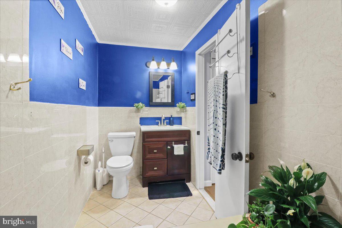 1518 Manley Road, Unit B3 West Chester, PA 19382 - Photo 11 of 23 Primary en-suite bathroom