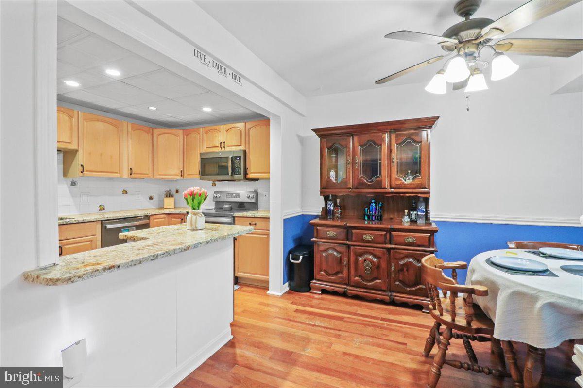 1518 Manley Road, Unit B3 West Chester, PA 19382 - Photo 5 of 23 Open kitchen/dining room