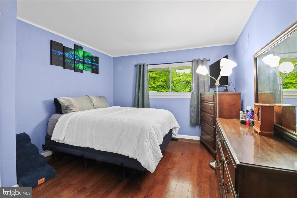 1518 Manley Road, Unit B3 West Chester, PA 19382 - Photo 8 of 23 Primary bedroom will fit a king sized bed....