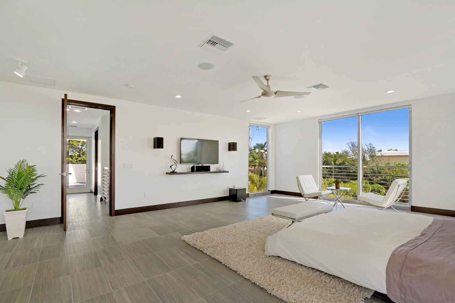 1345 Northeast 5th Avenue Boca Raton, FL 33432 - Photo 13 of 42 15_Image13_mls