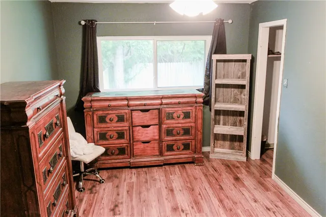 $1,300 | 316 Amherst Court, College Station, TX 77840