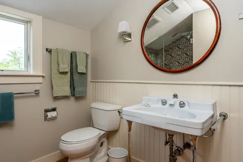 $2,200,000 | 9 Towhee Lane, Truro, MA 02666