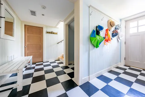 $2,200,000 | 9 Towhee Lane, Truro, MA 02666