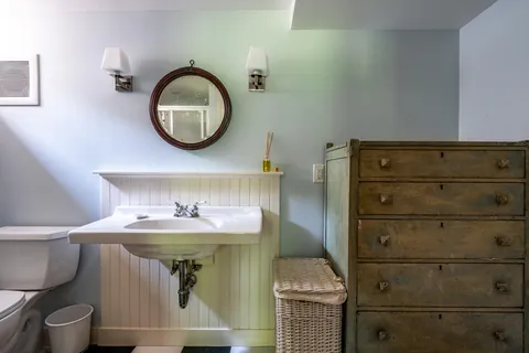 $2,200,000 | 9 Towhee Lane, Truro, MA 02666