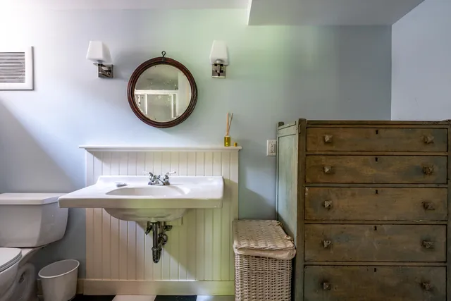 $2,200,000 | 9 Towhee Lane, Truro, MA 02666