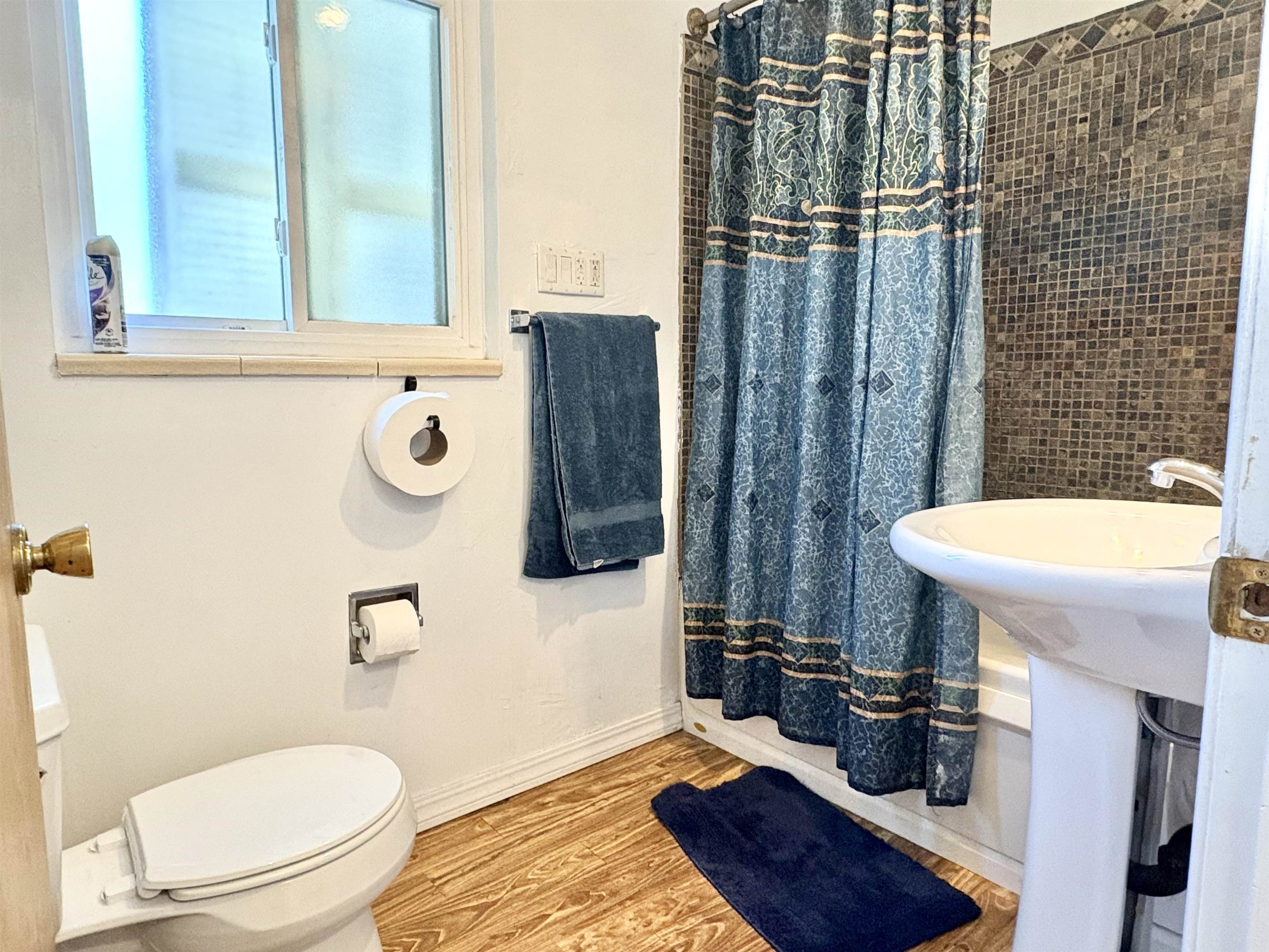 185 South Spring Street Susanville, CA 96130 - Photo 12 of 18
