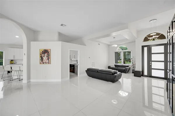 $6,000 | 12354 Antille Drive, Boca Raton, FL 33428
