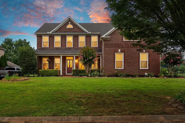 $585,000 | 111 Camp Creek Circle, Hendersonville, TN 37075
