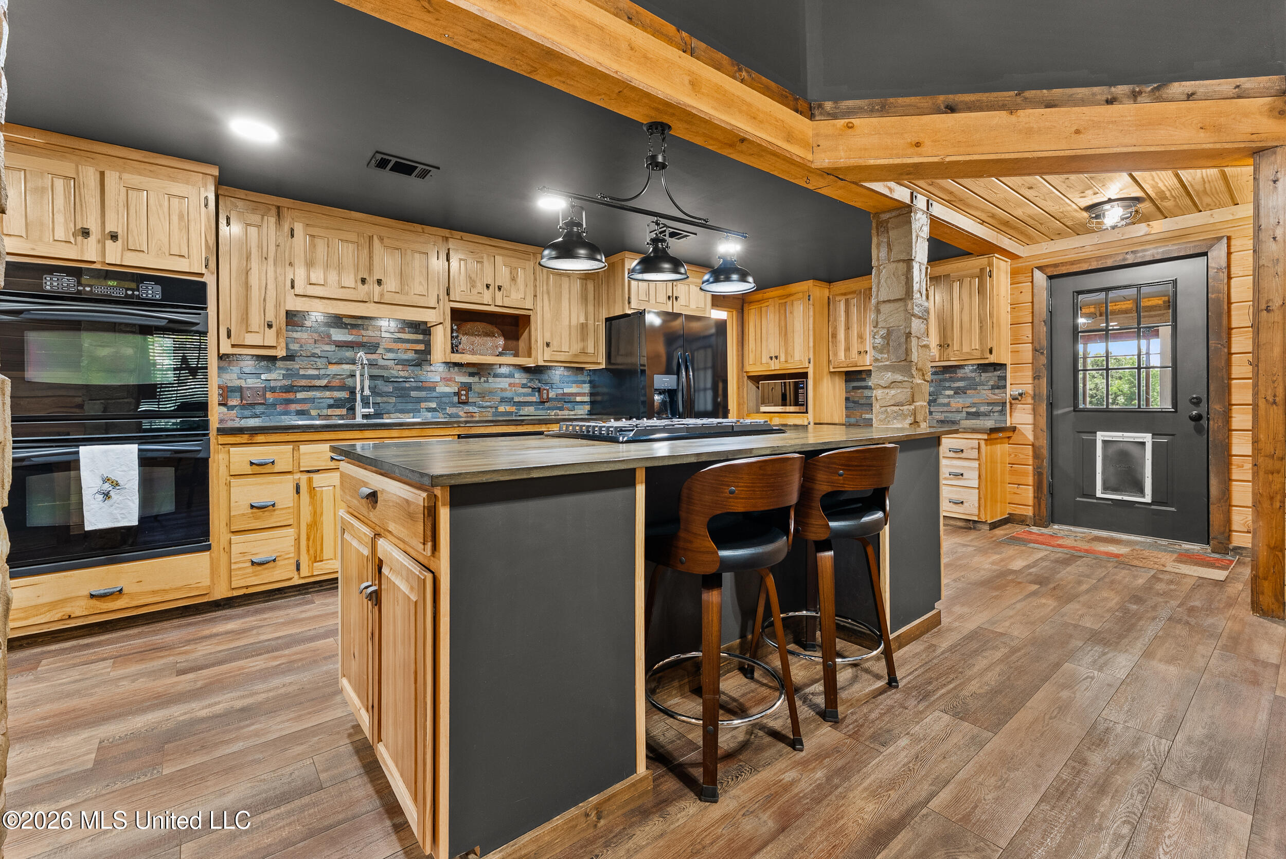 748 Bluegoose Road Sarah, MS 38665 - Photo 11 of 39 748 bluegoose rd-interior-08