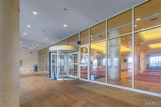 $429,000 | 400 South 14th Street, Unit 1115, St. Louis, MO 63103