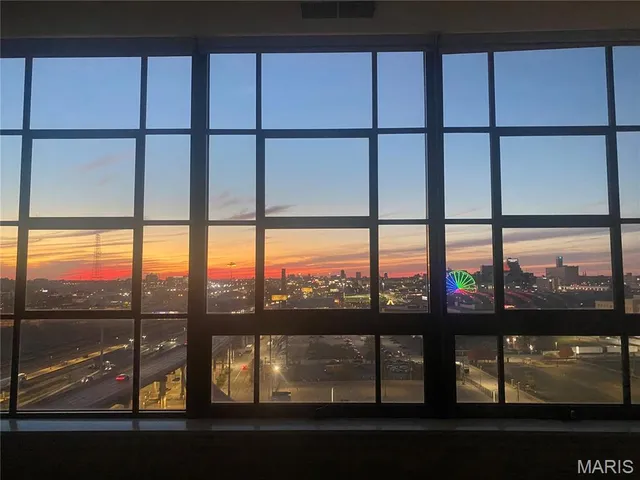 $429,000 | 400 South 14th Street, Unit 1115, St. Louis, MO 63103