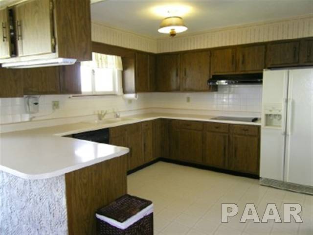 7019 West Challacombe Road Edwards, IL 61528 - Photo 5 of 15 Gallery Image 5