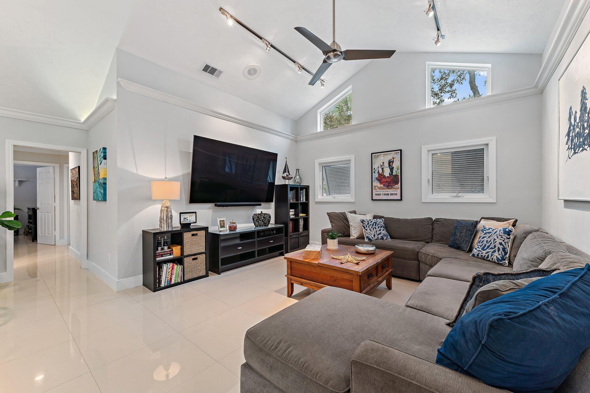 11 Heritage Way Stuart, FL 34996 - Photo 28 of 88 030-11HeritageWay-Stuart-SMALL