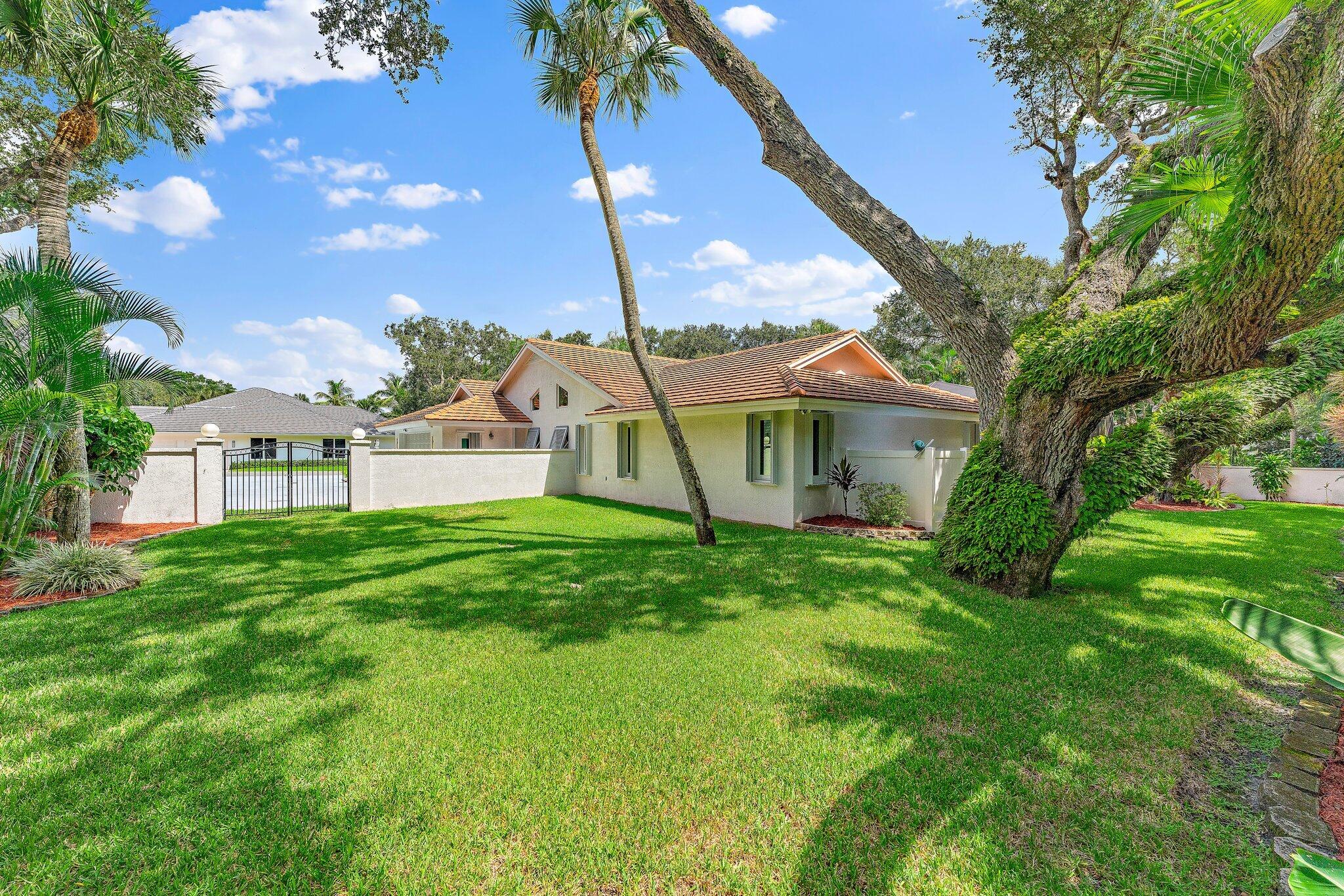 11 Heritage Way Stuart, FL 34996 - Photo 61 of 88 083-11HeritageWay-Stuart-SMALL