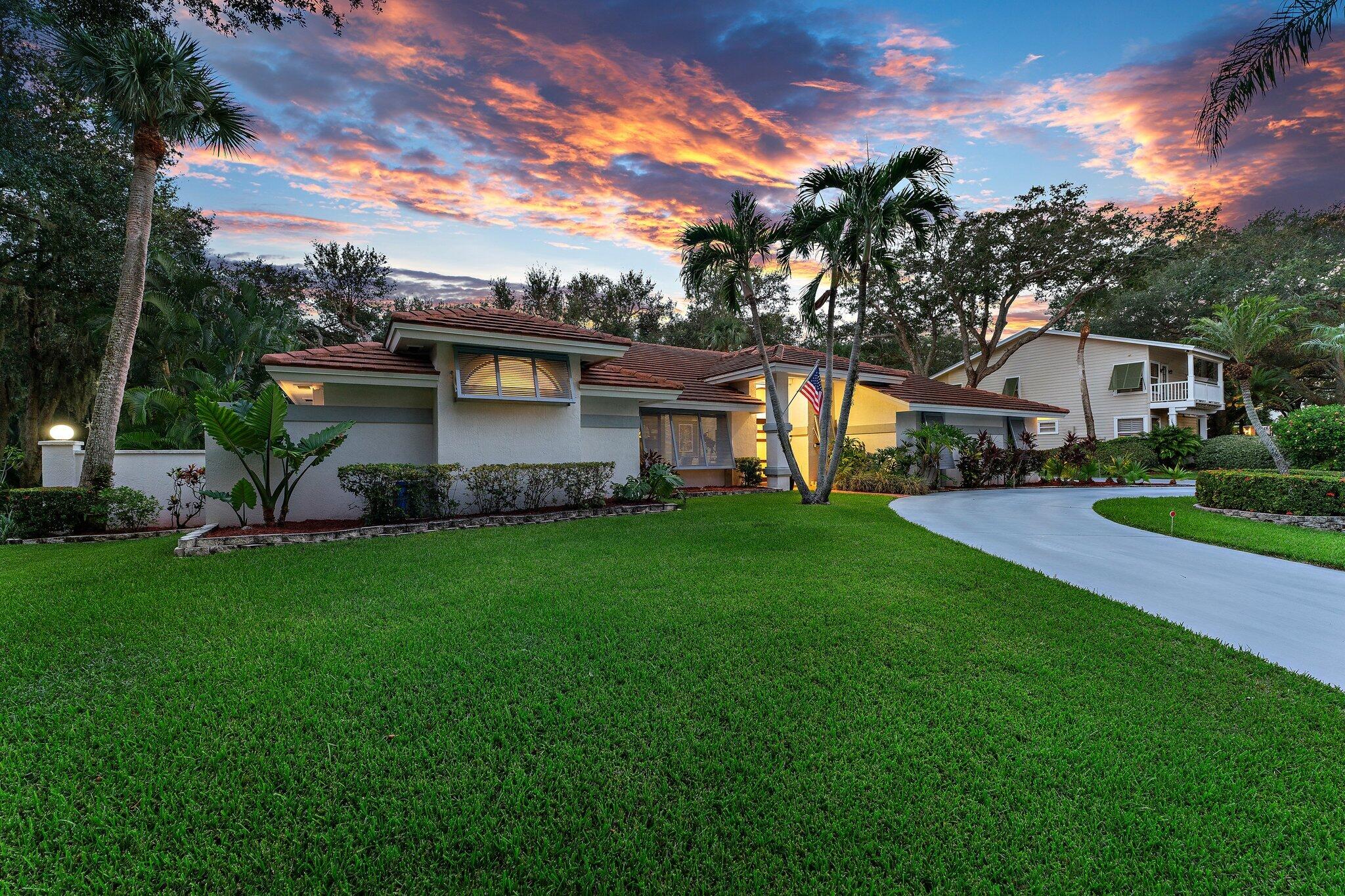 11 Heritage Way Stuart, FL 34996 - Photo 67 of 88 004-11HeritageWay-Stuart-SMALL