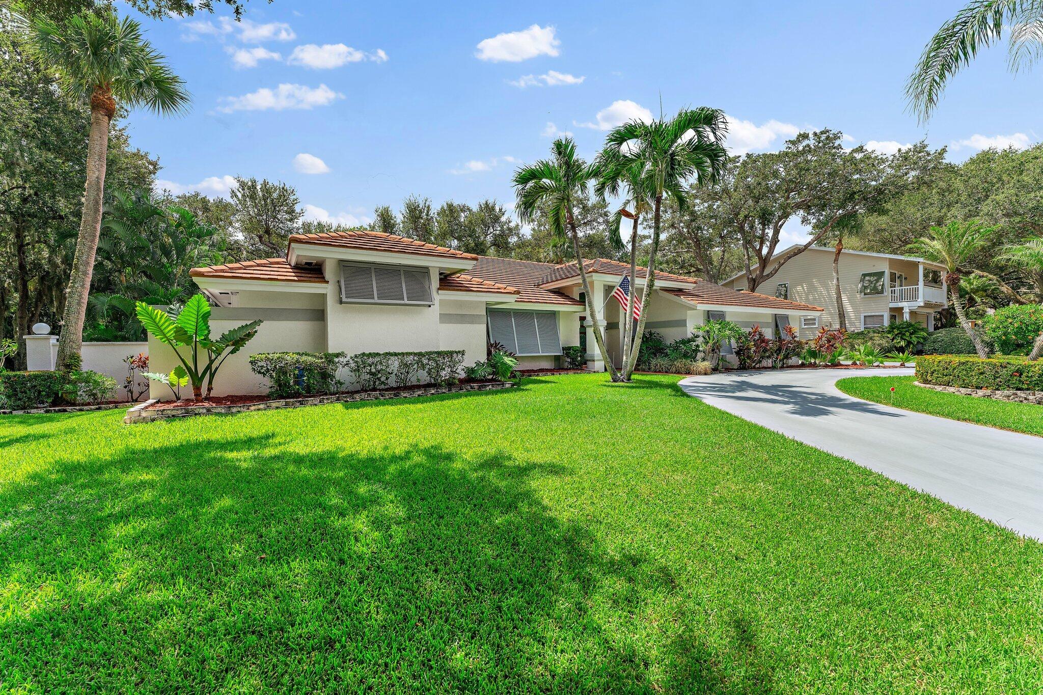 11 Heritage Way Stuart, FL 34996 - Photo 9 of 88 004-11HeritageWay-Stuart-SMALL