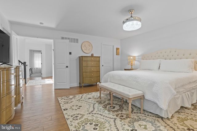 $713,000 | 101 Eastwing Alley, Springfield, PA 19064