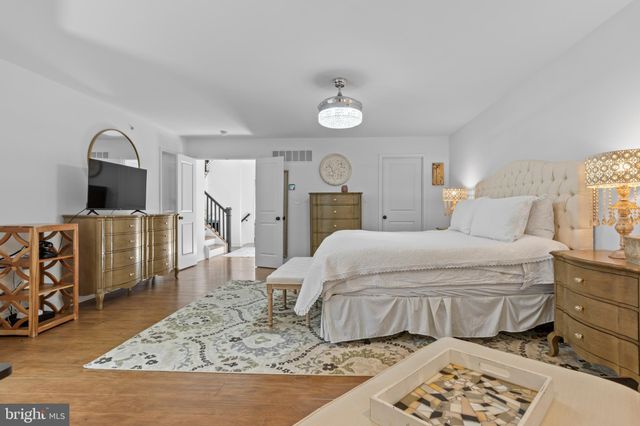 $713,000 | 101 Eastwing Alley, Springfield, PA 19064