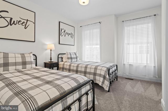 $713,000 | 101 Eastwing Alley, Springfield, PA 19064