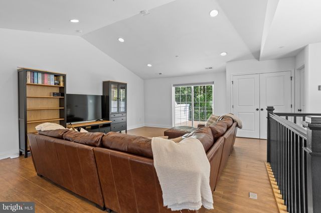 $713,000 | 101 Eastwing Alley, Springfield, PA 19064