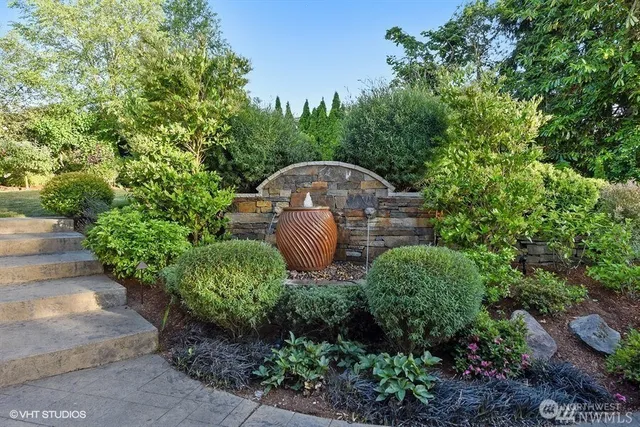 $8,500 | 9625 Northeast 28th Street, Clyde Hill, WA 98004