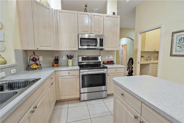 $475,000 | 753 North Ocracoke Square Southwest, Vero Beach, FL 32968