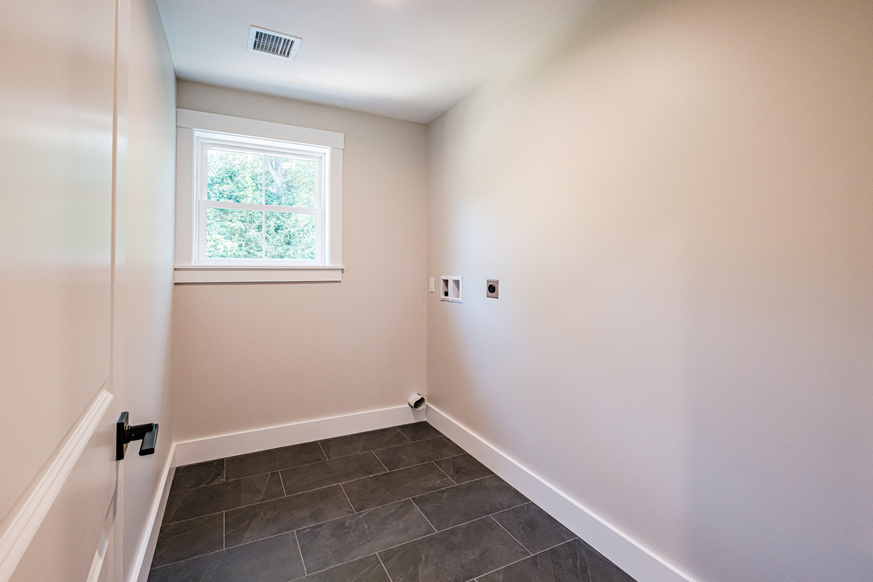 23 Sylvan Road Scarborough, ME 04074 - Photo 55 of 78 20250911gp-61063