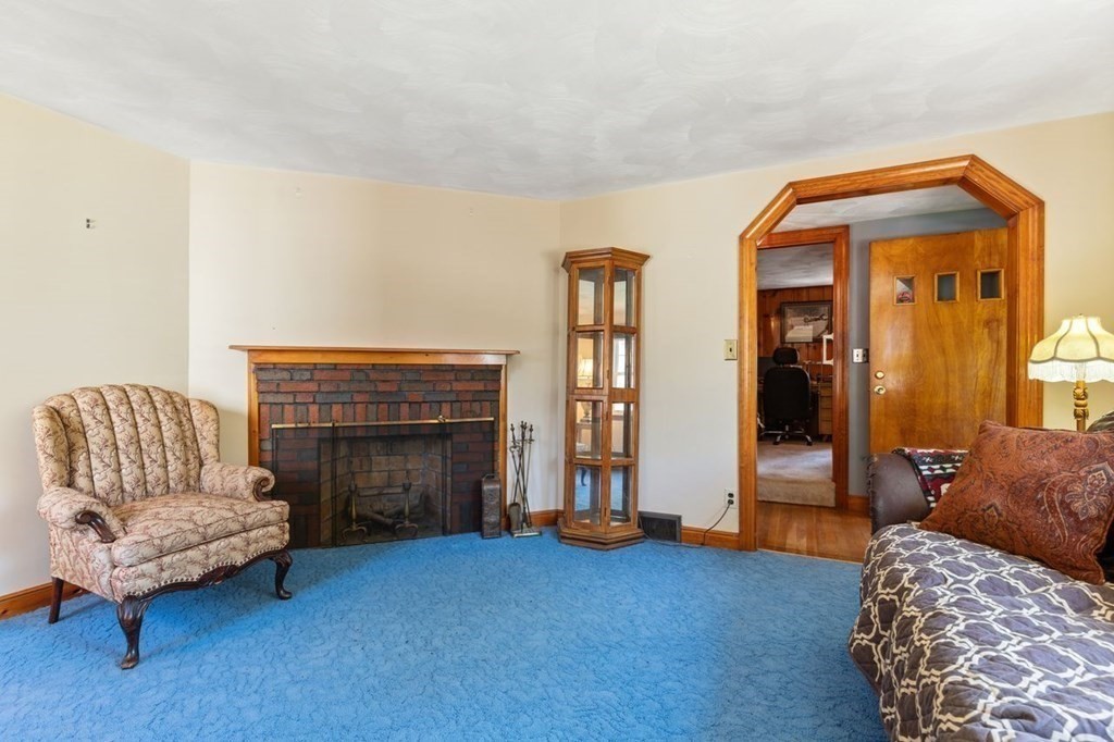 95 Ferncroft Road Milton, MA 02186 - Photo 17 of 35 Gallery Image 17
